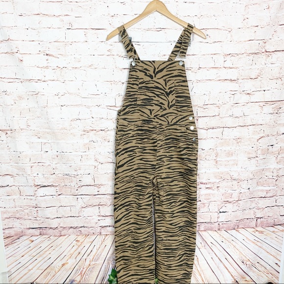Topshop Tiger Print Denim Dungaree Overalls - Picture 2 of 7